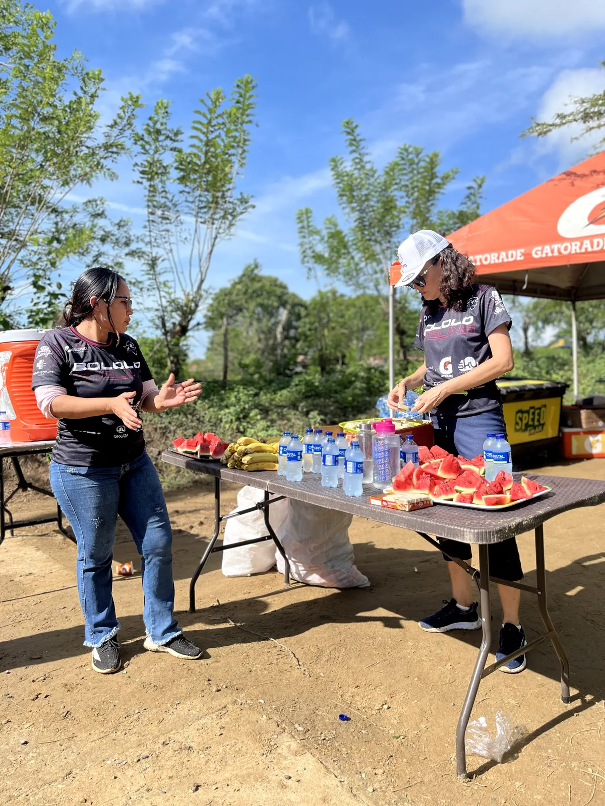 Punto de hidratación y snacks para riders Bololo